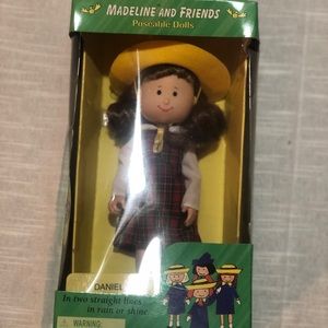 Madeline and Friends Danielle Poseable Doll